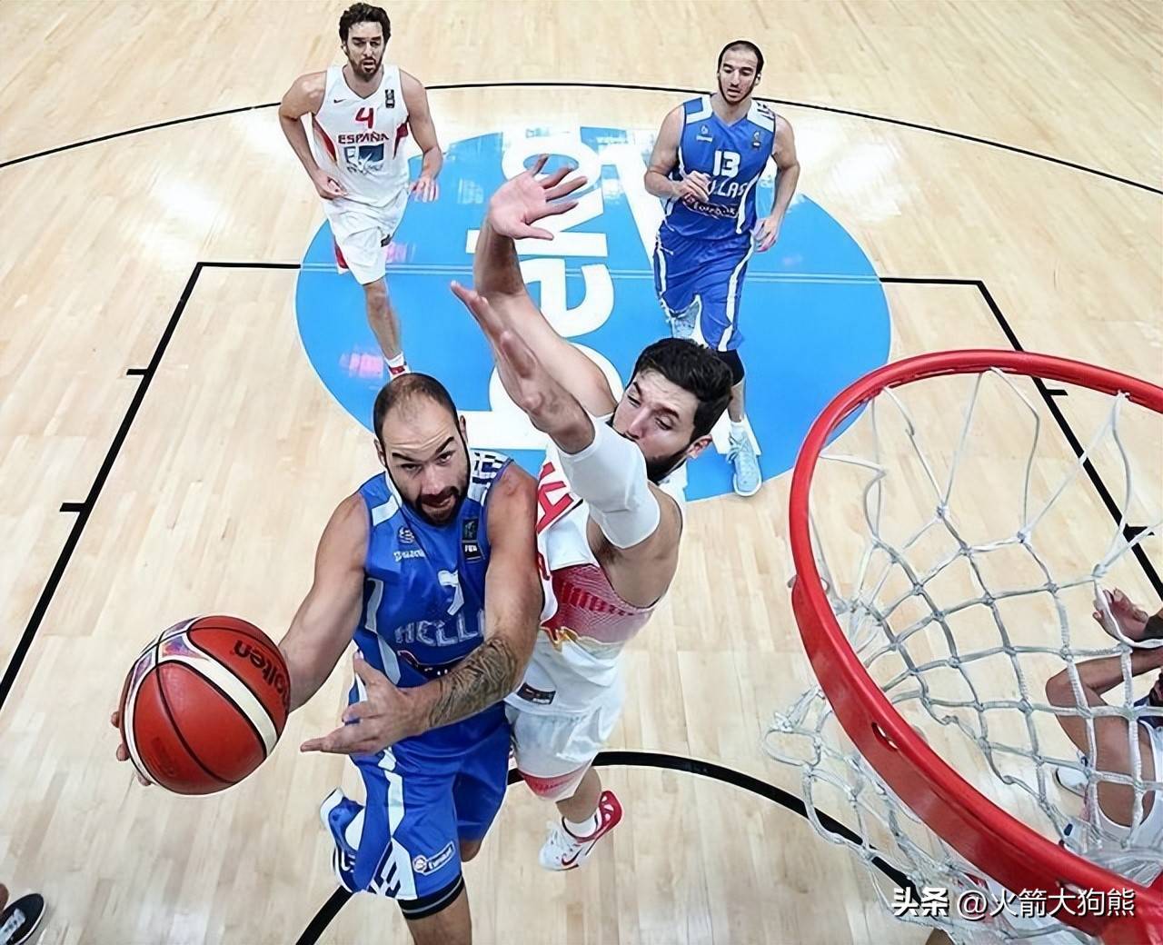 休斯敦火箭训练开放日，赛前内部沟通引欢呼，CBA常规赛在即，心理建设被强调的简单介绍-九游电竞