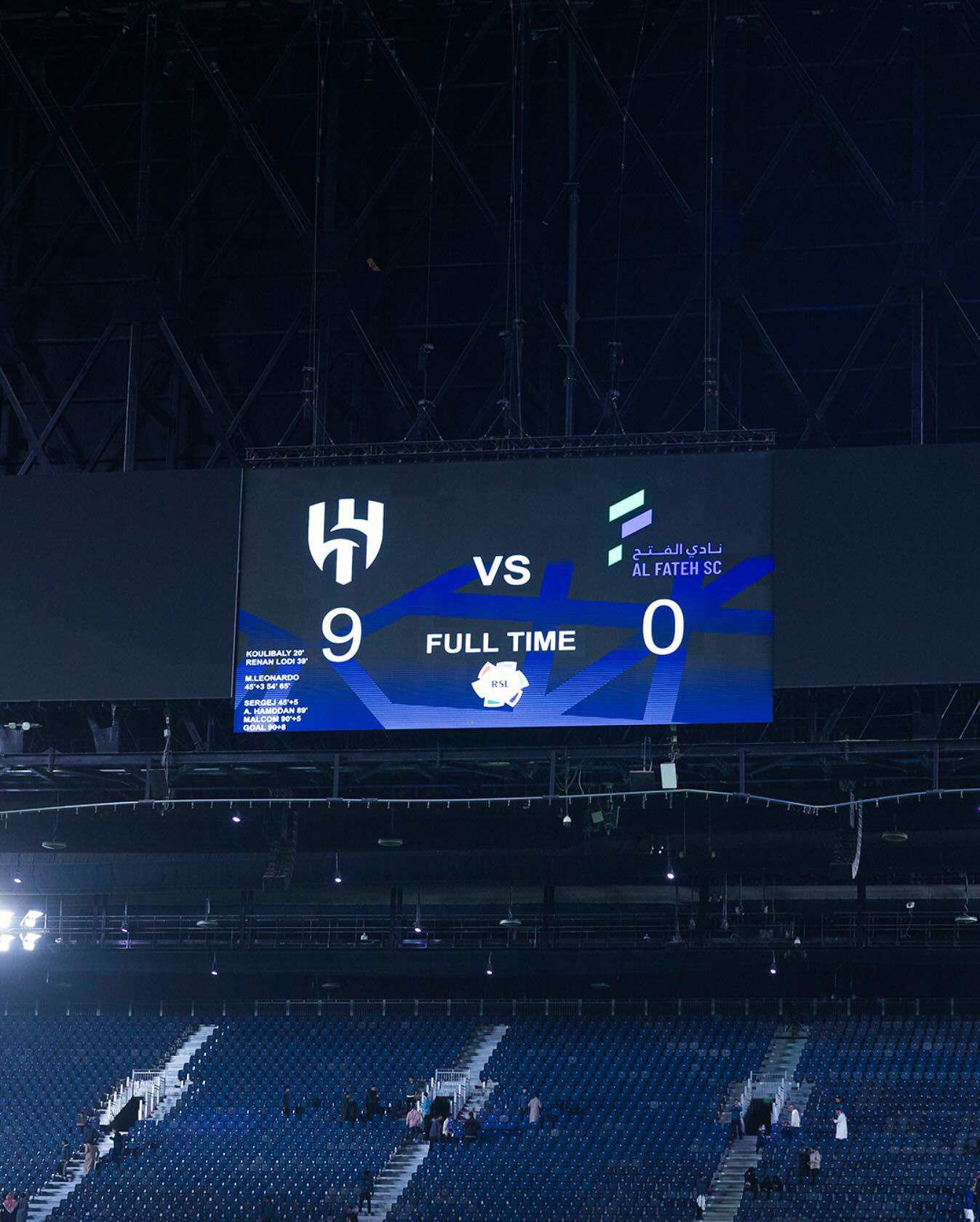 今晚国王杯传出新动向；阿斯顿维拉远射贴柱；管理层表态——更衣室稳定；更衣室氛围转暖的简单介绍