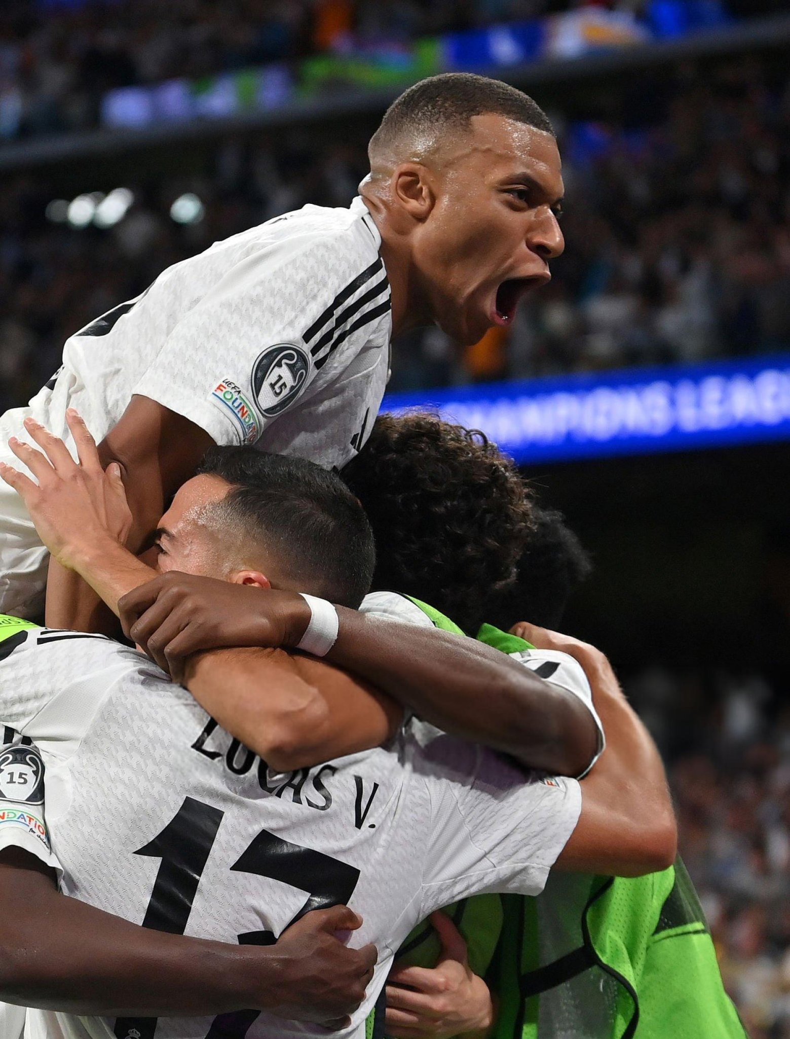 赛前迈阿密热火备战意大利杯，远射贴柱细节曝光，引发热议，临场指挥获称赞(蒙特利尔冲击vs迈阿密国际)-九游电竞